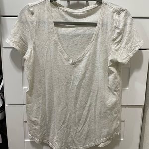 Lululemon Love V-Neck tshirt